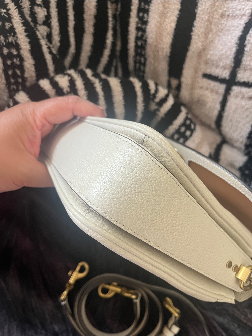 Coach Cream Leather Top-Handle Satchel with Gold Hardware - Picture 11 of 13